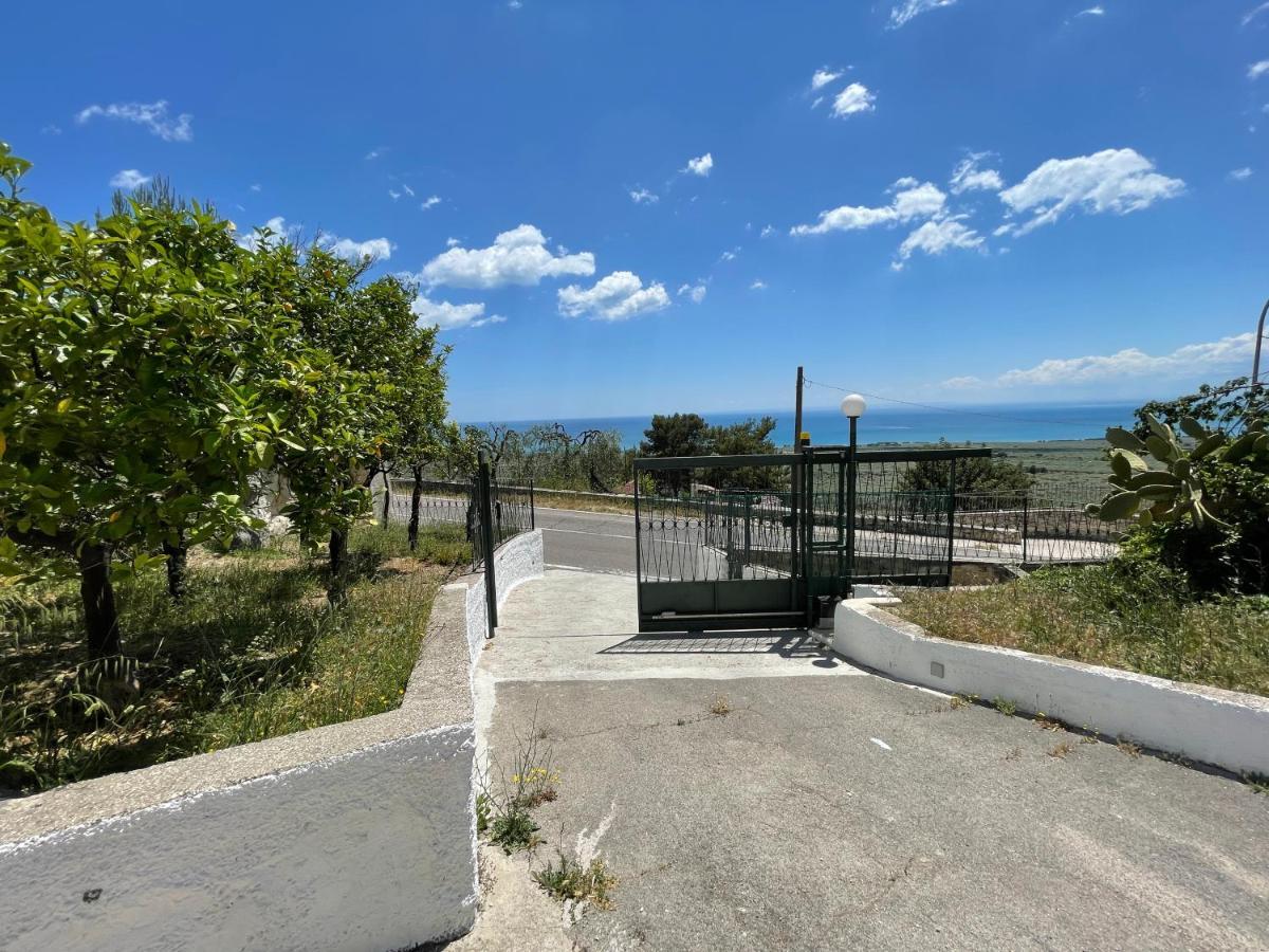 Villetta - Qui Dove Il Mare Luccica - Affitti Brevi Italia Monte SantʼAngelo Exterior foto